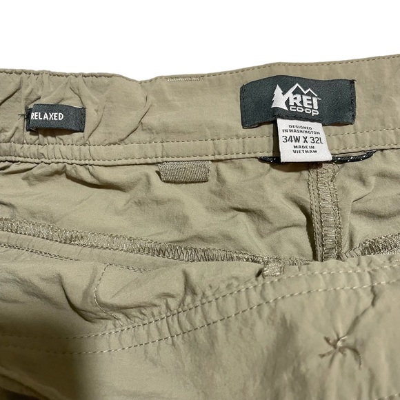 REI co op , Relaxed cargos. - Picture 2 of 5